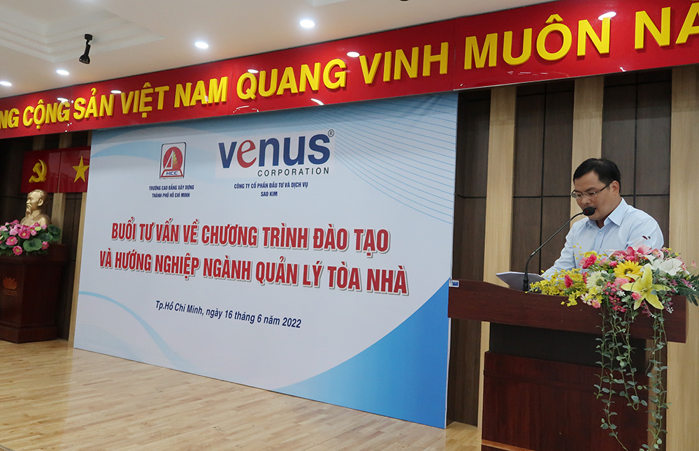 Tổ chức Sự kiện Tư vấn về Chương trình Đào tạo và Hướng nghiệp “Chương trình Quản lý Tòa nhà” HCMCC - VENUS